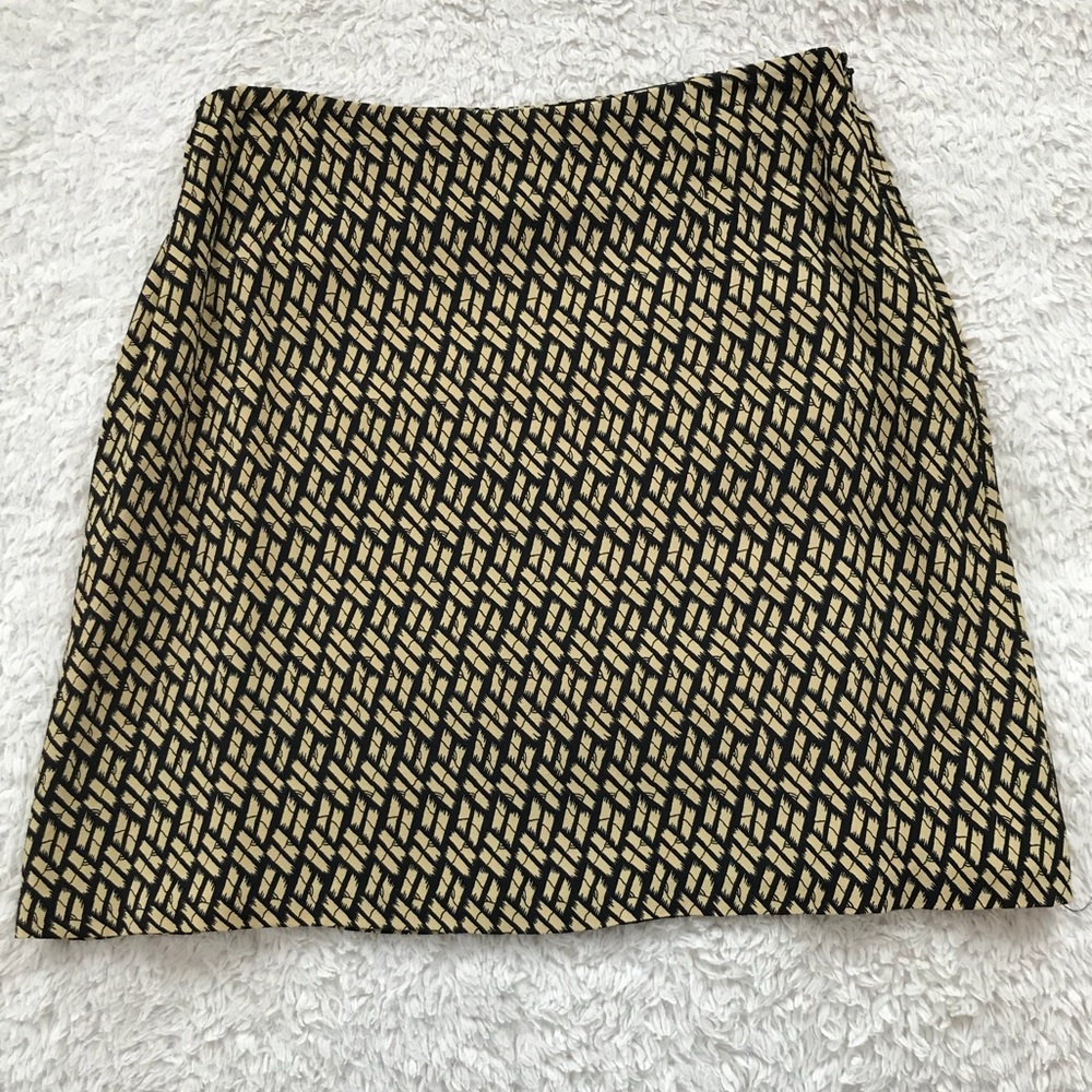 Banana Republic Black & Gold-Beige Patterned Skirt